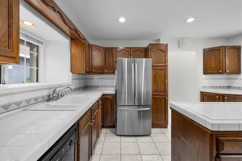 $2,995,000 | 2328 Margaret Drive, Newport Beach, CA 92663