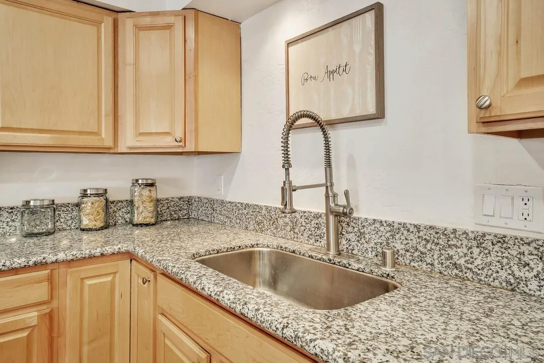 1225 Cresthill Road El Cajon, CA 92021 - Photo 8 of 45 Gallery Image 8