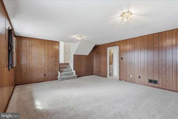 $1,150,000 | 2122 Statute Lane, Vienna, VA 22181