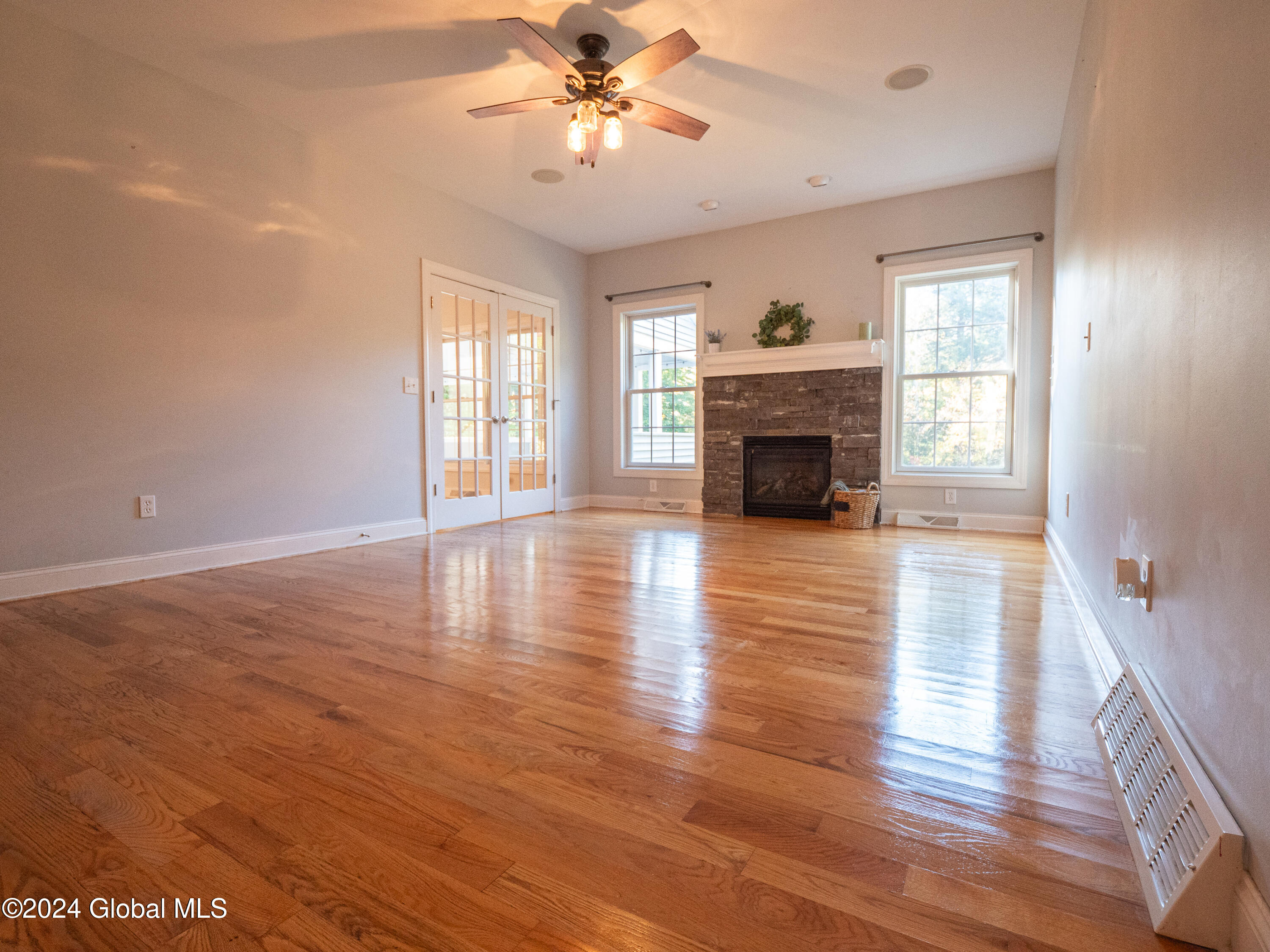 92 Hollister Road Corinth, NY 12822 - Photo 8 of 35 92 Holister-11