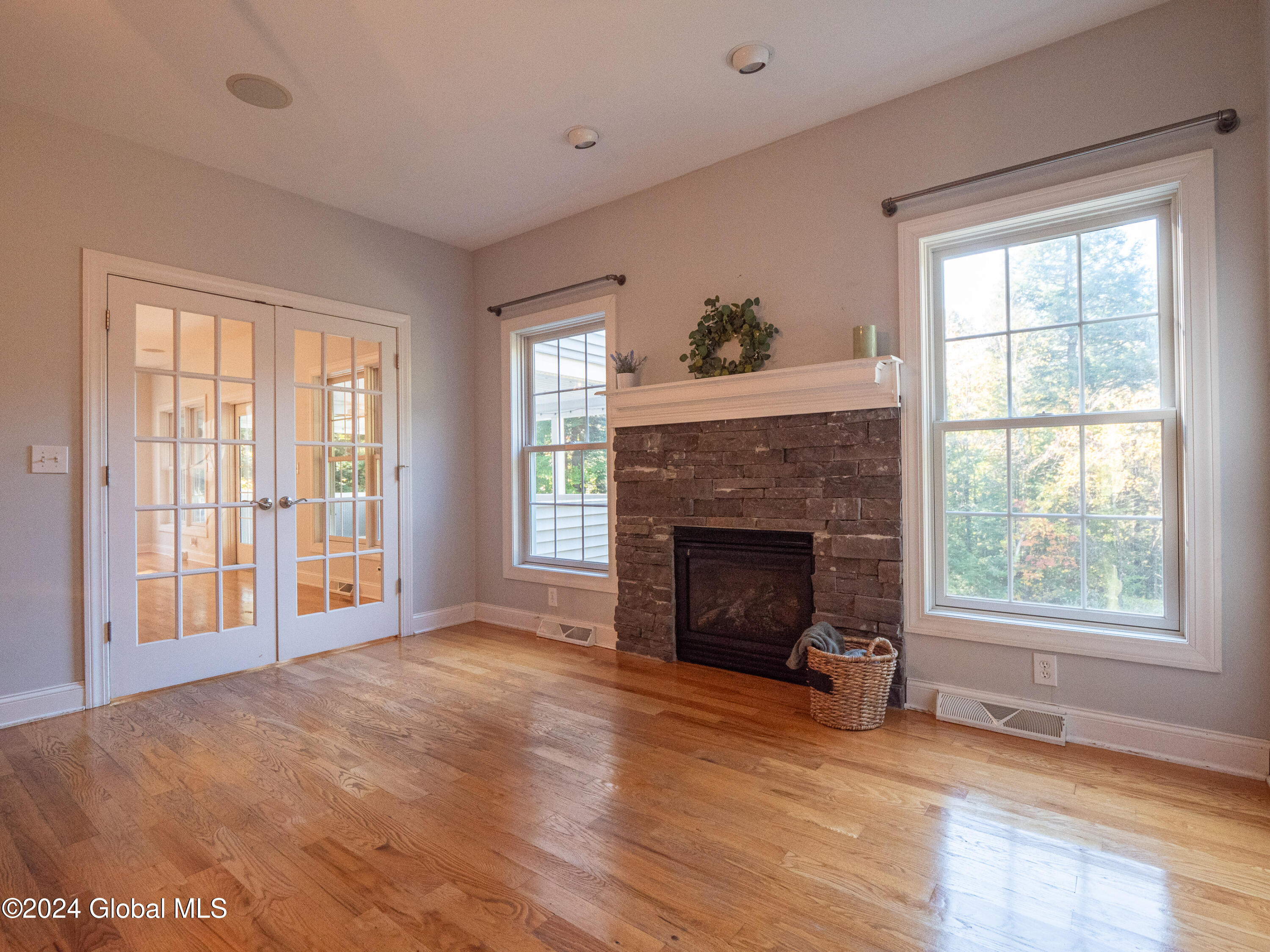 92 Hollister Road Corinth, NY 12822 - Photo 9 of 35 92 Holister-12