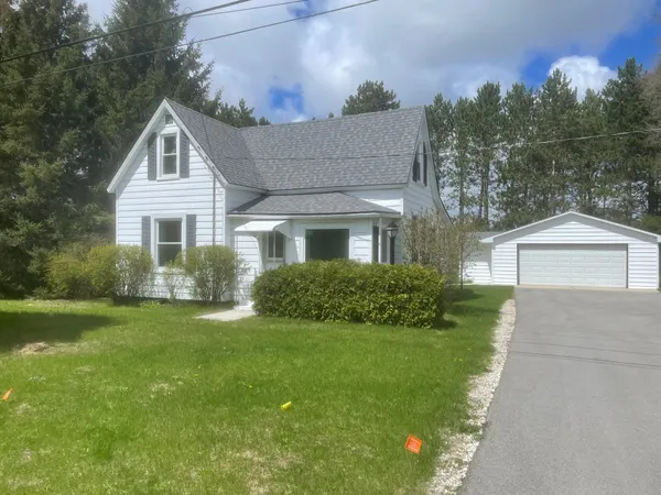 $324,950 | 20370 Honor Highway, Interlochen, MI 49643