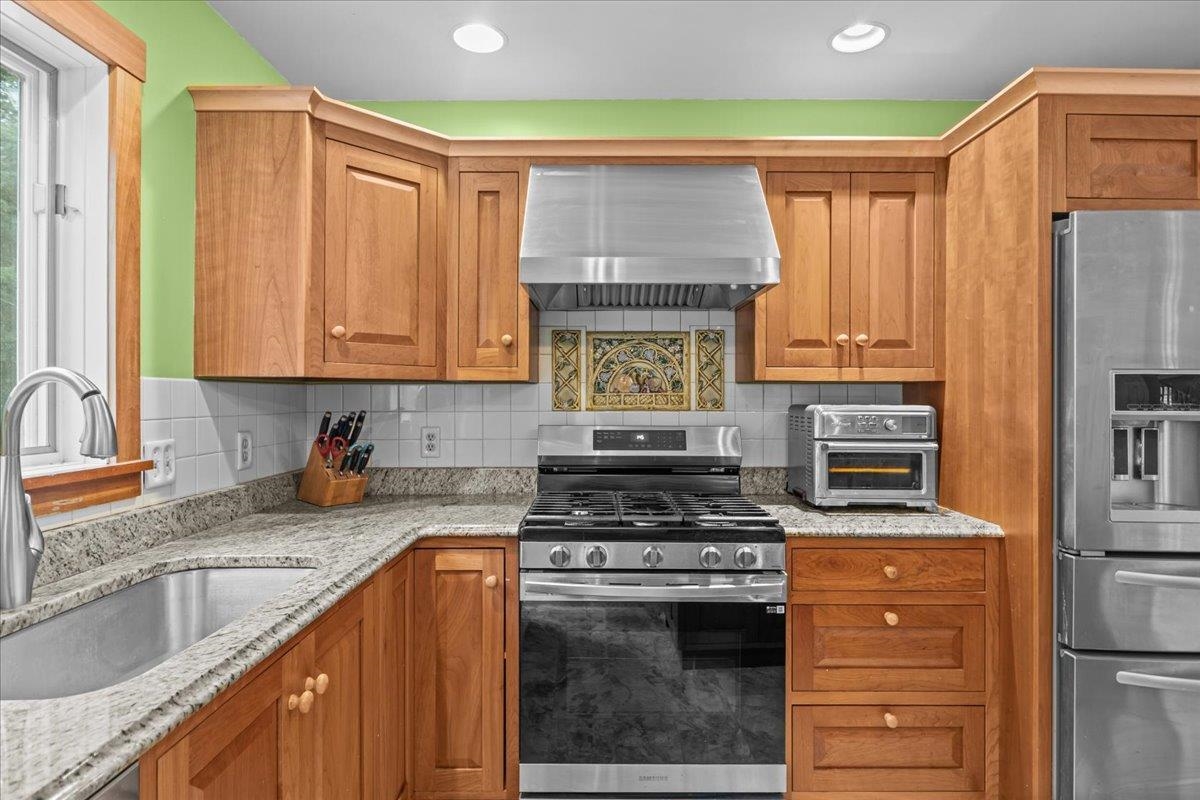 550 Nottingham Drive Georgia, VT 05468 - Photo 12 of 59