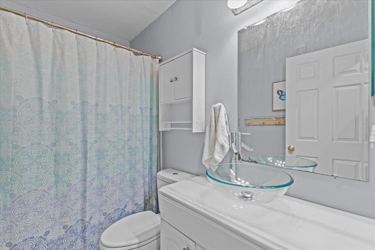 550 Nottingham Drive Georgia, VT 05468 - Photo 23 of 59