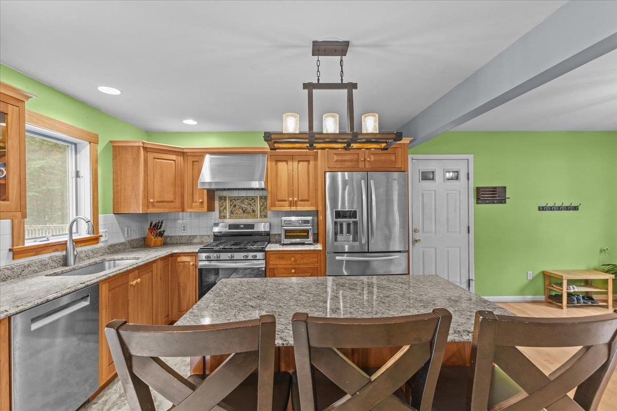 550 Nottingham Drive Georgia, VT 05468 - Photo 10 of 59