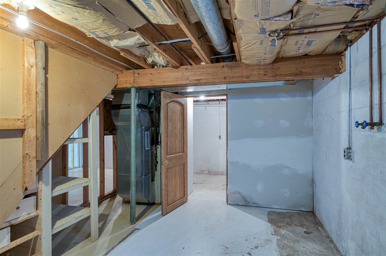 7525 Cedar Run Road Traverse City, MI 49685 - Photo 33 of 49 1881910-32.JPG