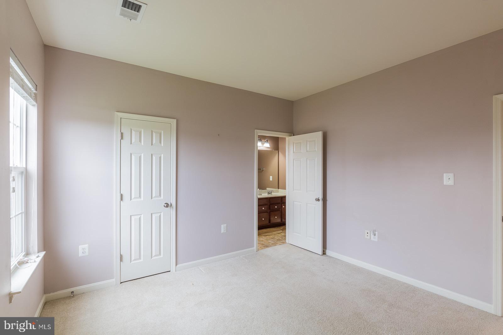403 Woodrow Road Winchester, VA 22602 - Photo 34 of 51 Second Full Bedroom Upper Level