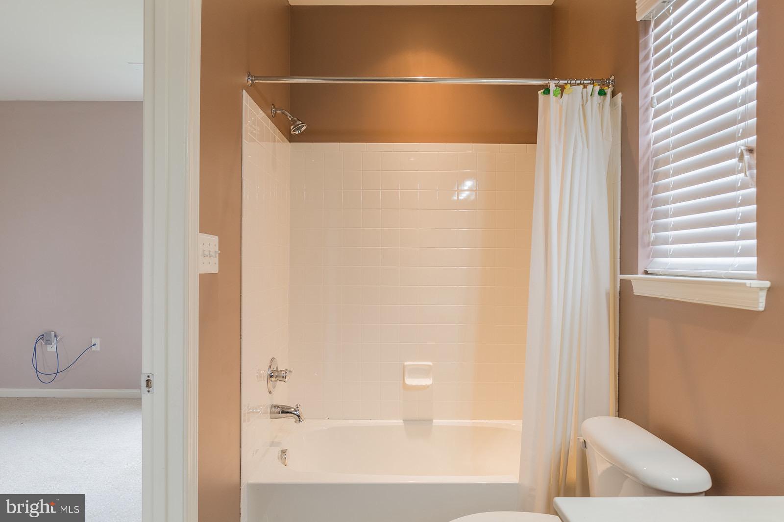 403 Woodrow Road Winchester, VA 22602 - Photo 36 of 51 Second Full Bathroom Upper Level