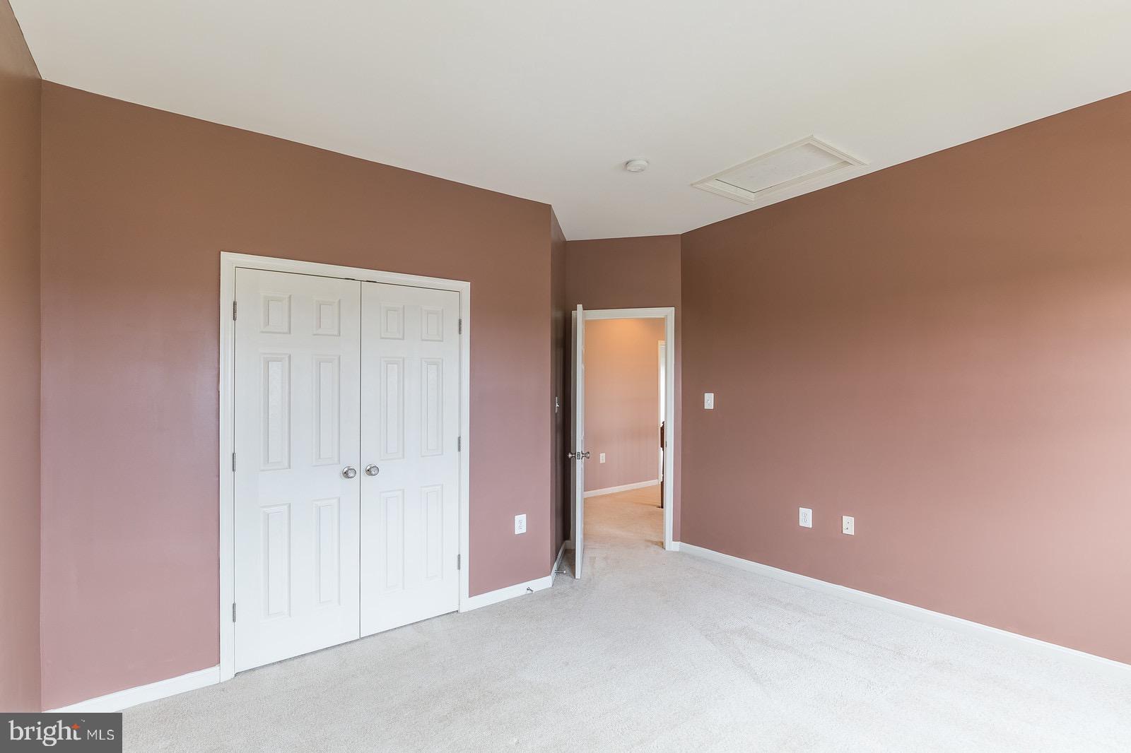 403 Woodrow Road Winchester, VA 22602 - Photo 38 of 51 Third Full Bedroom Upper Level