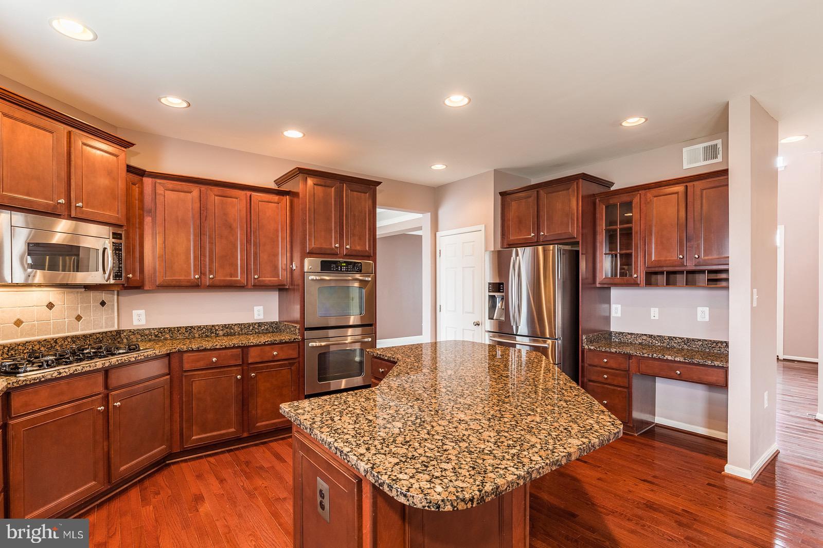 403 Woodrow Road Winchester, VA 22602 - Photo 7 of 51 Kitchen W/ Granite Counter Tops, SS Appliances