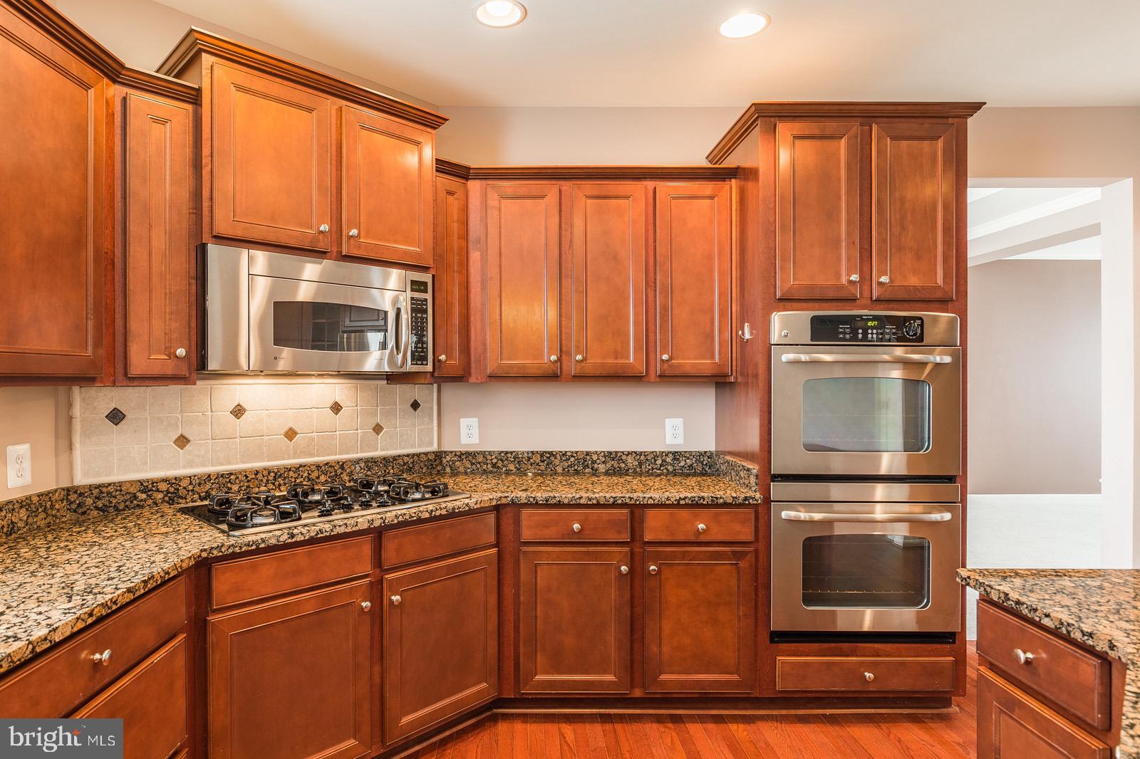 403 Woodrow Road Winchester, VA 22602 - Photo 8 of 51 Kitchen W/ Granite Counter Tops, SS Appliances