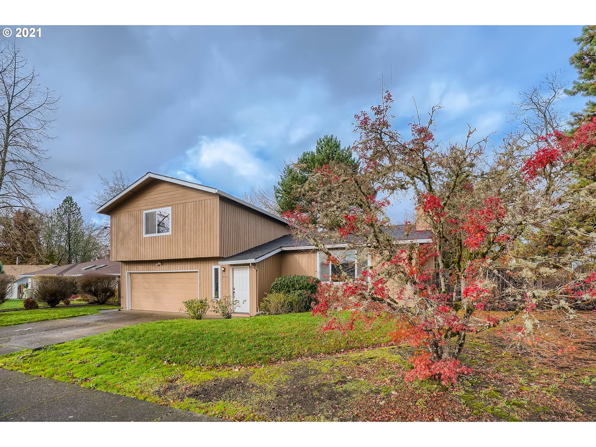19315 Southwest Murphy Street Aloha, OR 97078 - Photo 2 of 32 Gallery Image 2