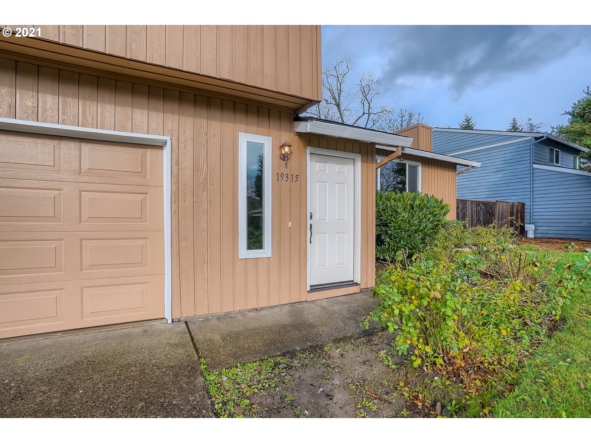19315 Southwest Murphy Street Aloha, OR 97078 - Photo 3 of 32 Gallery Image 3