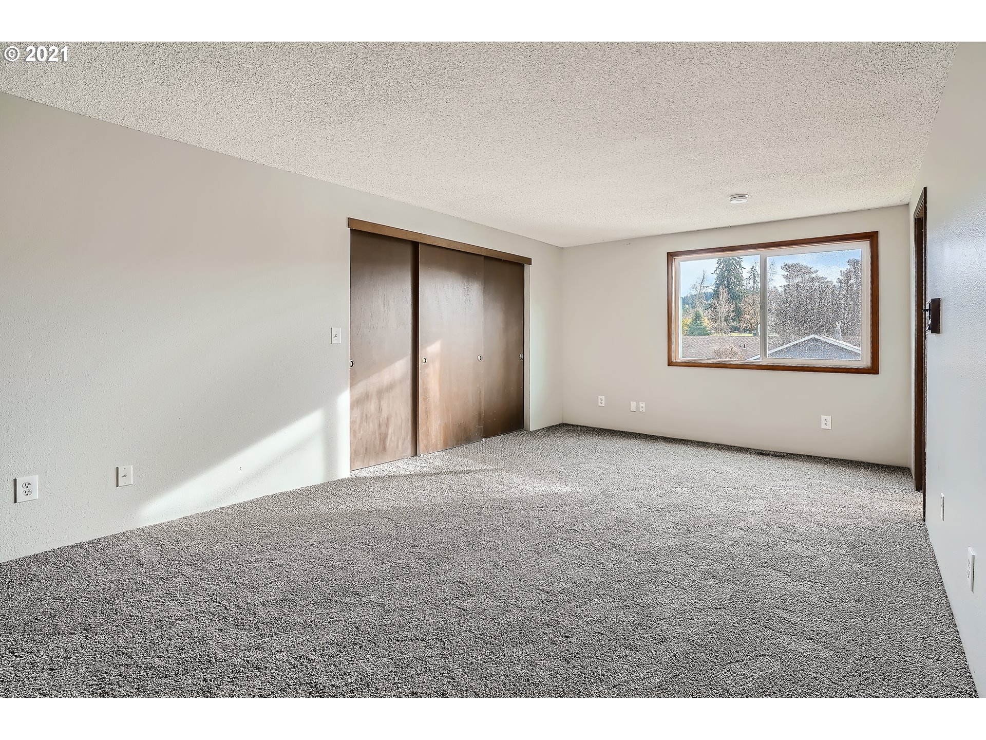19315 Southwest Murphy Street Aloha, OR 97078 - Photo 21 of 32 Gallery Image 21