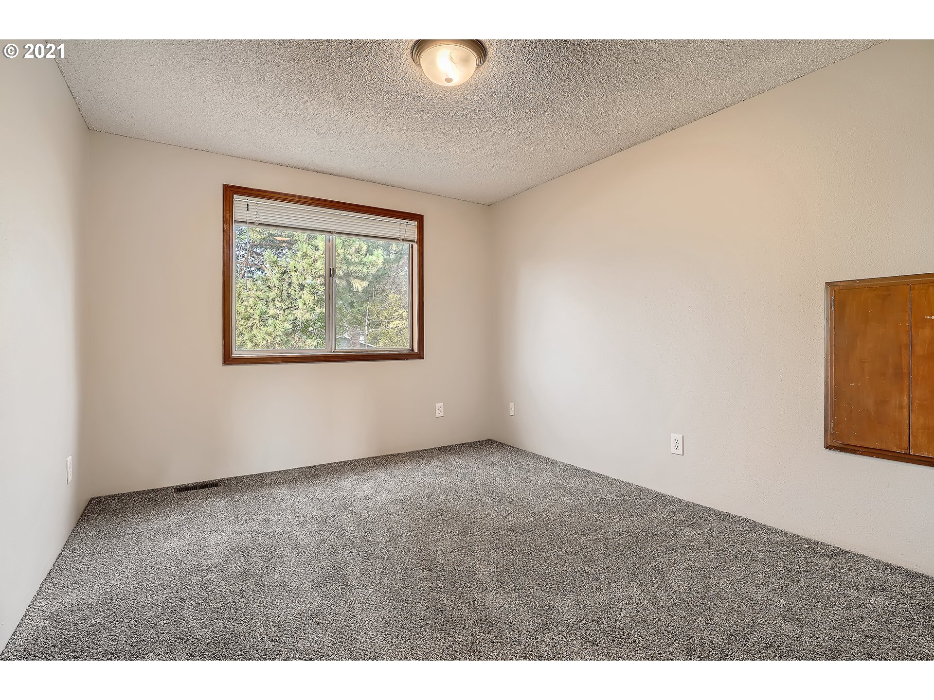 19315 Southwest Murphy Street Aloha, OR 97078 - Photo 24 of 32 Gallery Image 24
