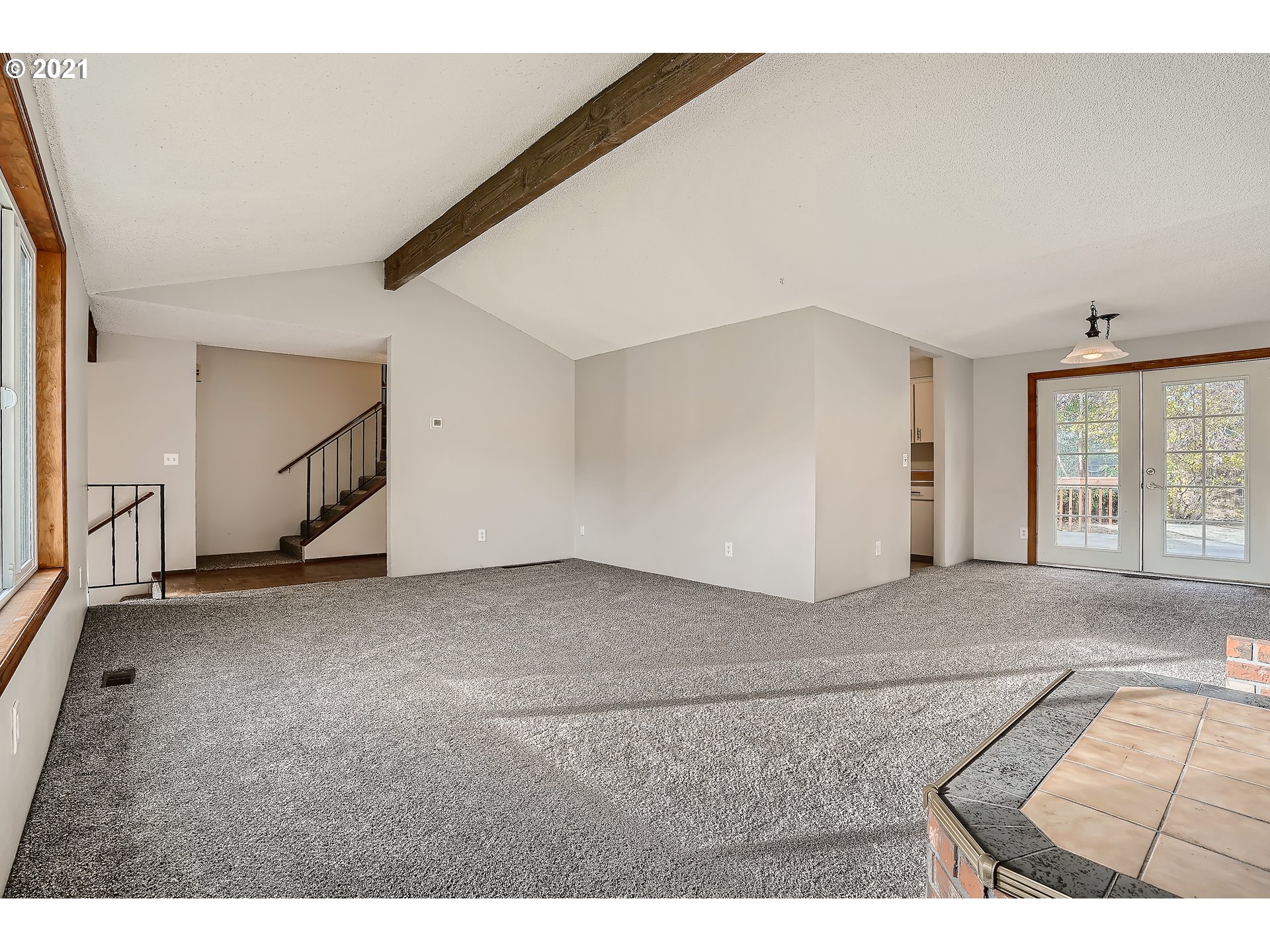19315 Southwest Murphy Street Aloha, OR 97078 - Photo 7 of 32 Gallery Image 7
