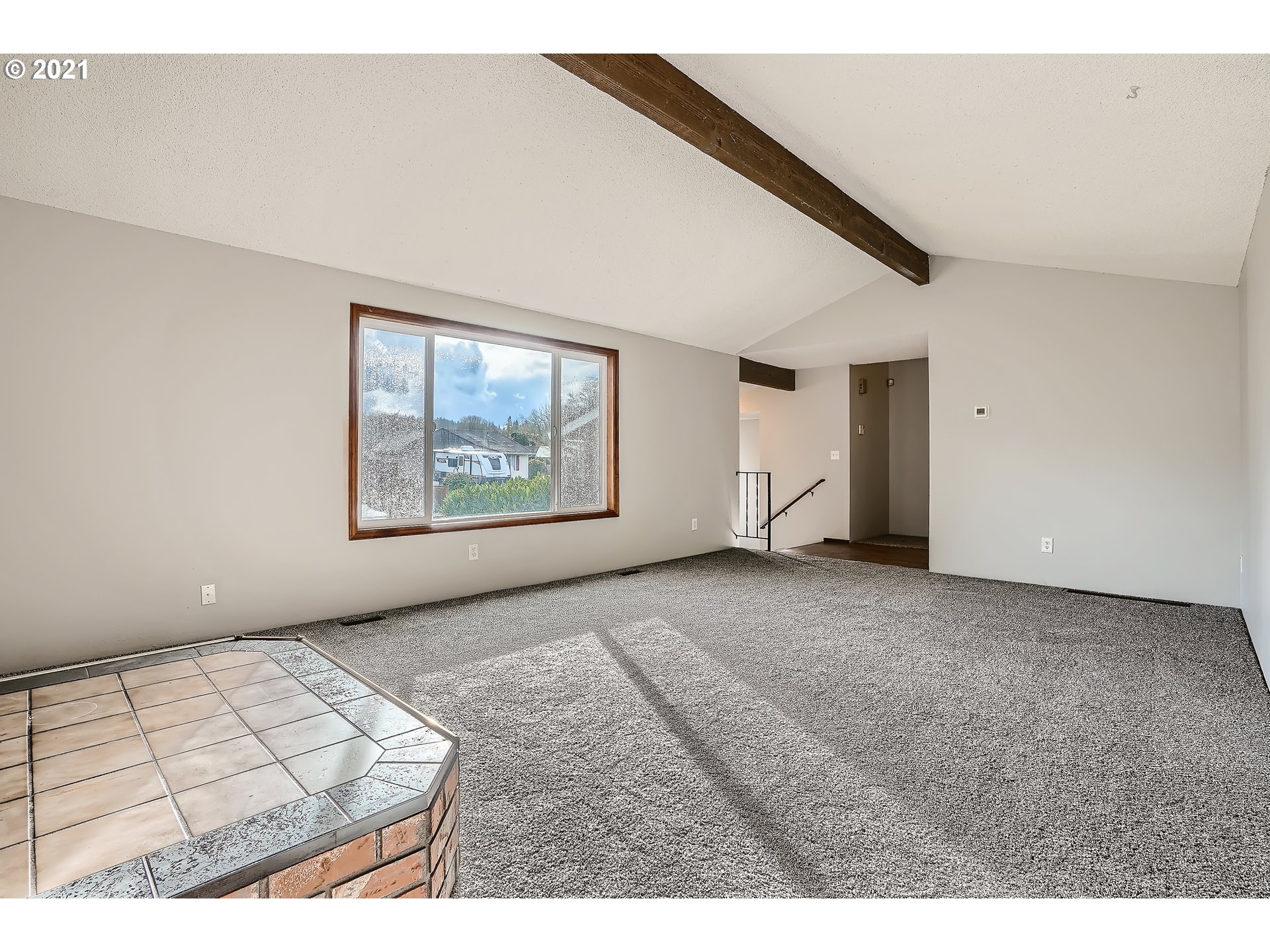 19315 Southwest Murphy Street Aloha, OR 97078 - Photo 8 of 32 Gallery Image 8