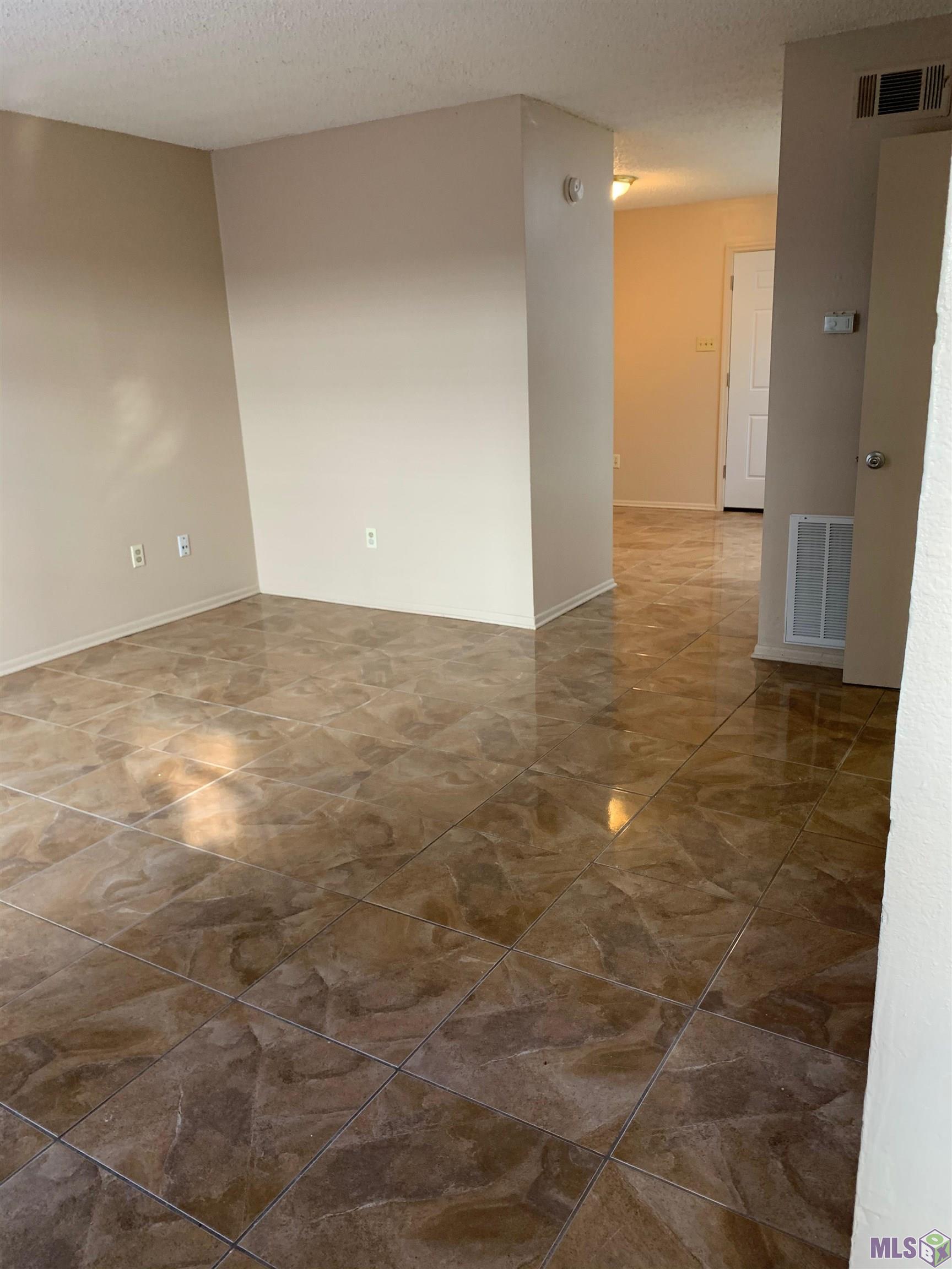 8835 GSRI Avenue Baton Rouge, LA 70810 - Photo 10 of 12 Gallery Image 10