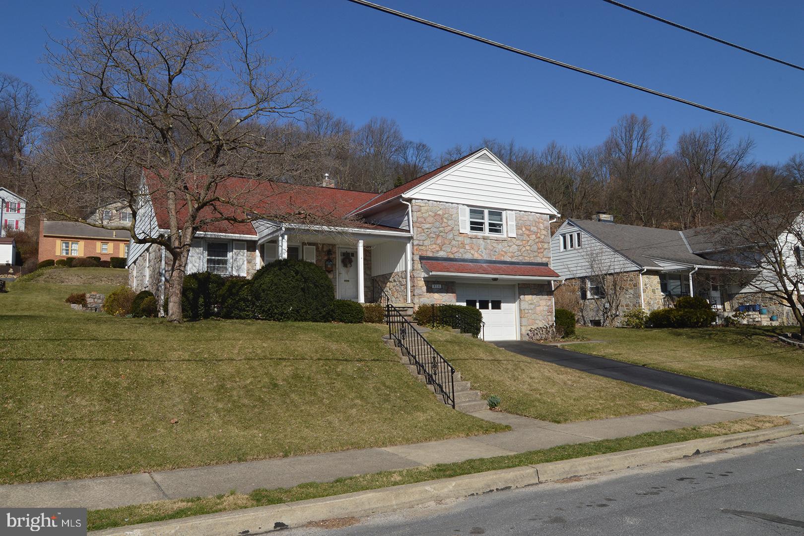 310 Friedensburg Road Reading, PA 19606 - Photo 3 of 46 Gallery Image 3