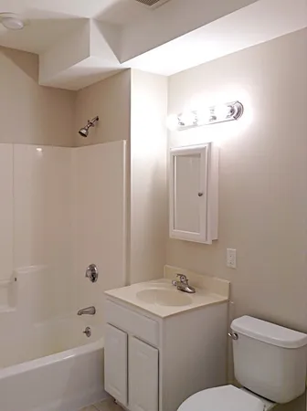 $2,990 | 1522 VFW Parkway, Unit 504, Boston, MA 02132