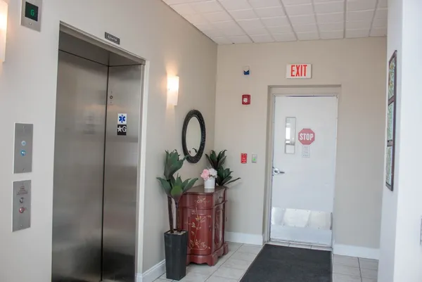 $2,990 | 1522 VFW Parkway, Unit 504, Boston, MA 02132