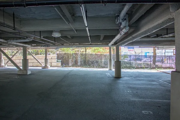 $2,990 | 1522 VFW Parkway, Unit 504, Boston, MA 02132