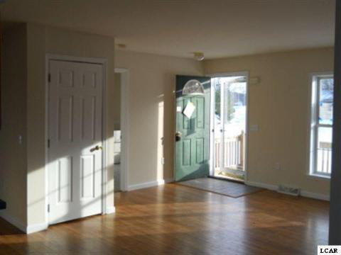 14096 Sanford Road Addison, MI 49220 - Photo 4 of 11 20004363-3.JPG