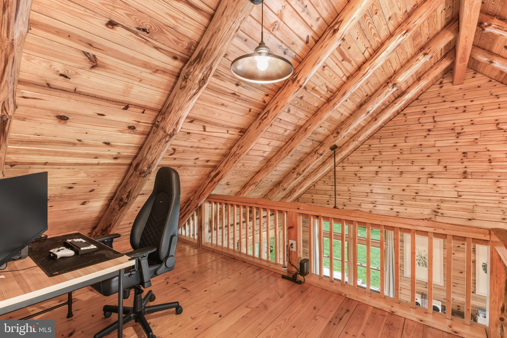 4107 Baker Valley Road Frederick, MD 21704 - Photo 22 of 40 Loft offers extra space overlooking great room.