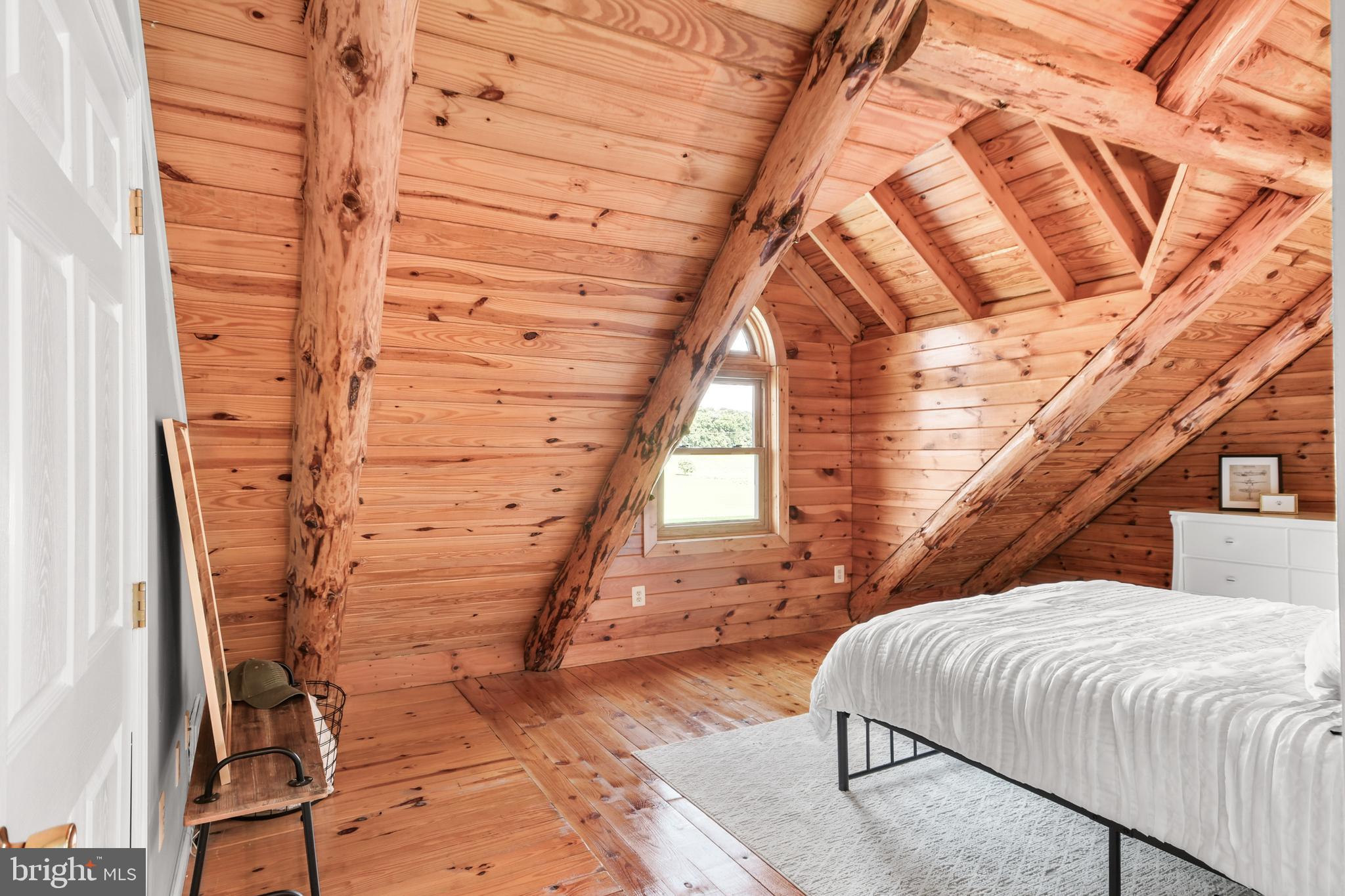 4107 Baker Valley Road Frederick, MD 21704 - Photo 24 of 40 2nd bedroom w/vaulted ceilings & natural light.