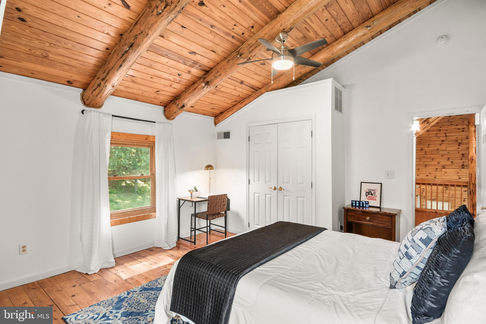 4107 Baker Valley Road Frederick, MD 21704 - Photo 26 of 40 3rd bedroom with ceiling fan/light combo.