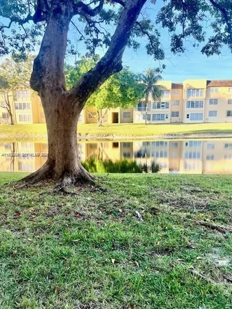 $1,750 | 6070 Northwest 64th Avenue, Unit 103, Tamarac, FL 33319