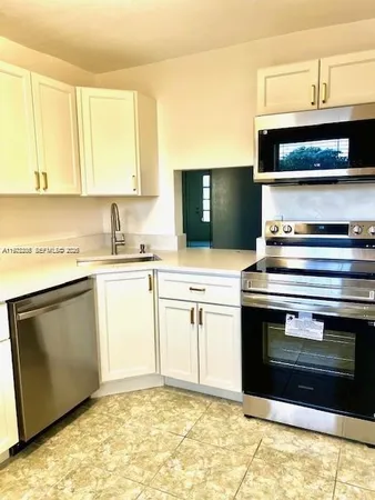 $1,750 | 6070 Northwest 64th Avenue, Unit 103, Tamarac, FL 33319