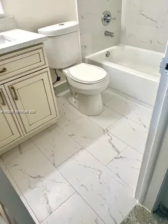 $1,750 | 6070 Northwest 64th Avenue, Unit 103, Tamarac, FL 33319