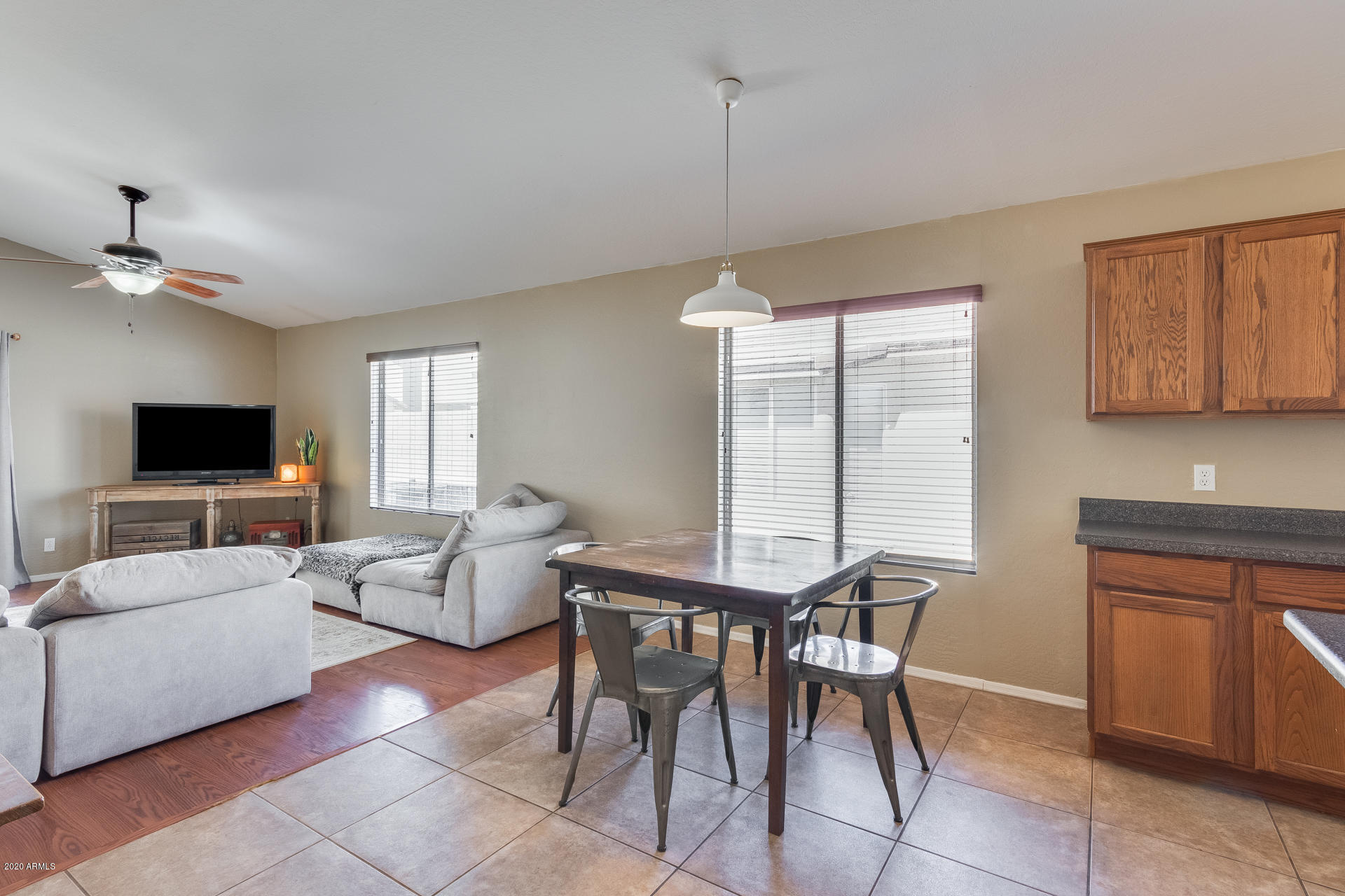 2829 West Grenadine Road Phoenix, AZ 85041 - Photo 13 of 38 Gallery Image 13