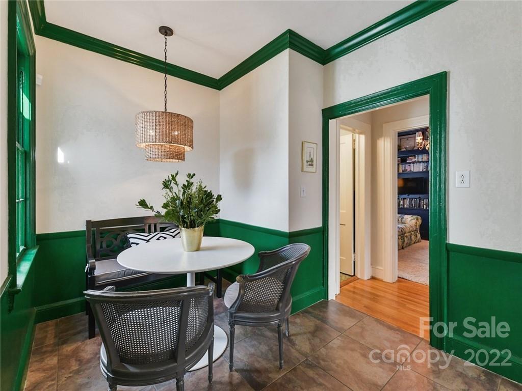 1910 South Wendover Road Charlotte, NC 28211 - Photo 17 of 43 Gallery Image 17
