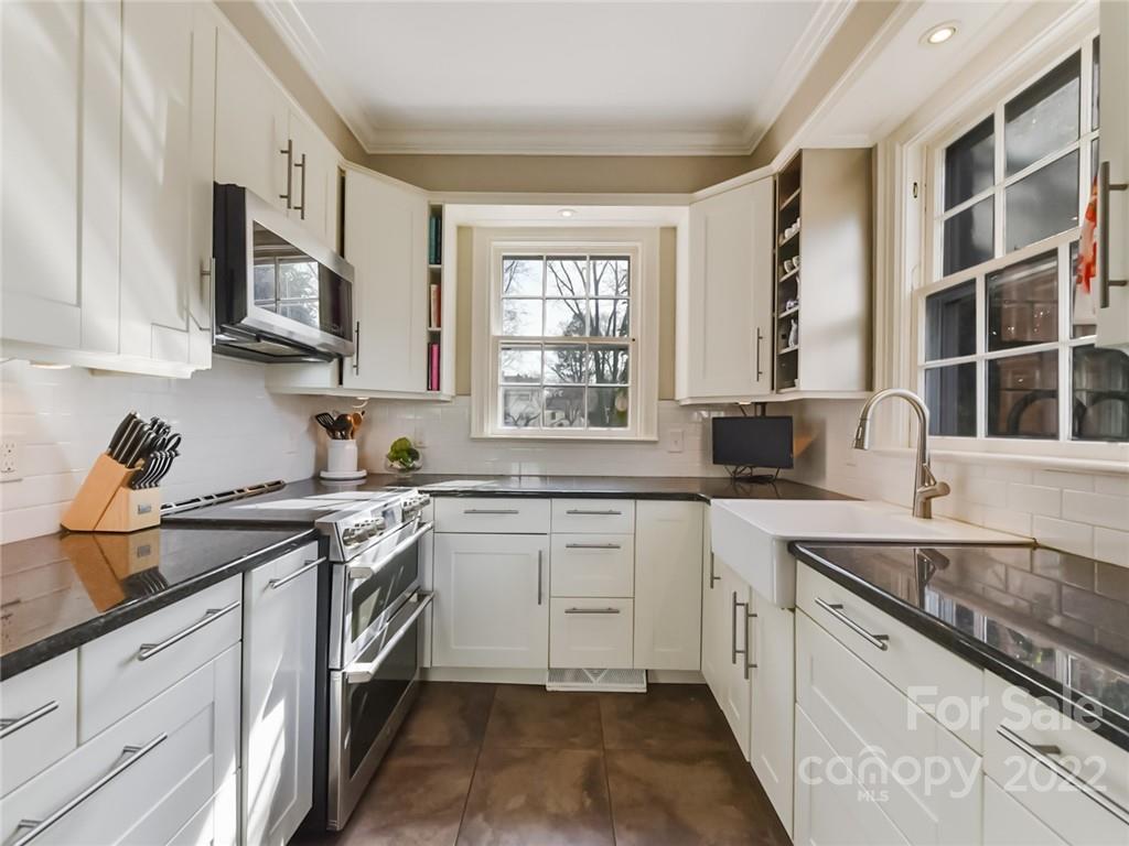 1910 South Wendover Road Charlotte, NC 28211 - Photo 18 of 43 Gallery Image 18