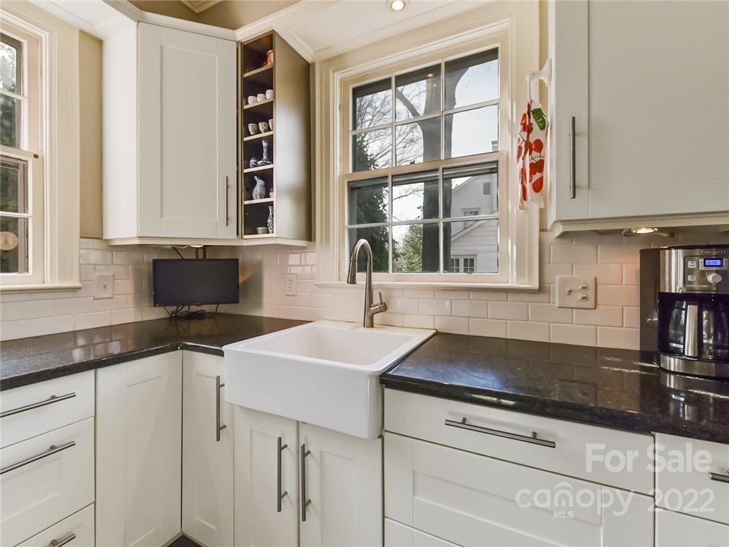 1910 South Wendover Road Charlotte, NC 28211 - Photo 19 of 43 Gallery Image 19