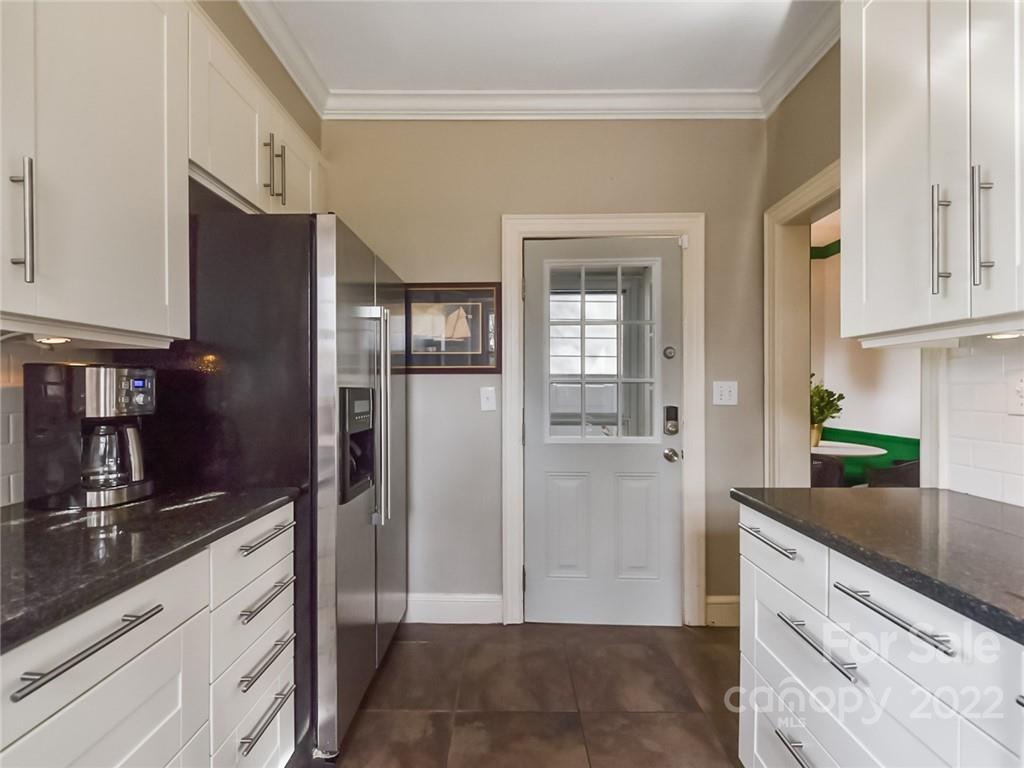 1910 South Wendover Road Charlotte, NC 28211 - Photo 20 of 43 Gallery Image 20