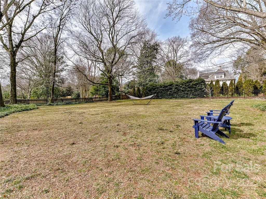 1910 South Wendover Road Charlotte, NC 28211 - Photo 40 of 43 Gallery Image 40