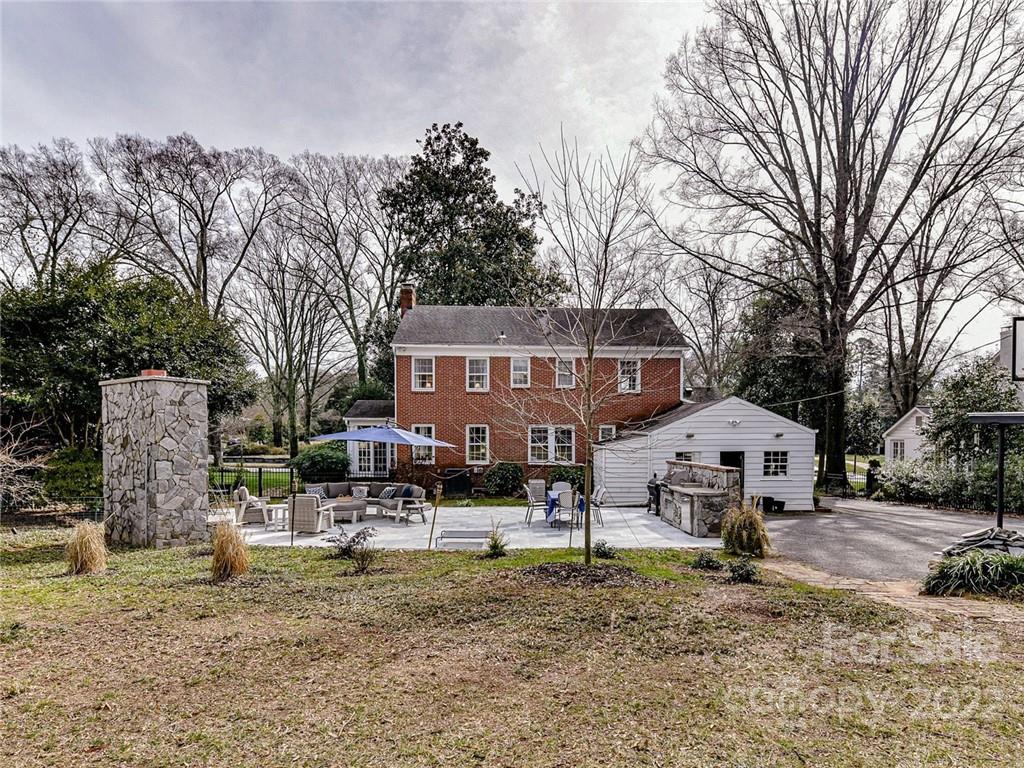 1910 South Wendover Road Charlotte, NC 28211 - Photo 43 of 43 Gallery Image 43
