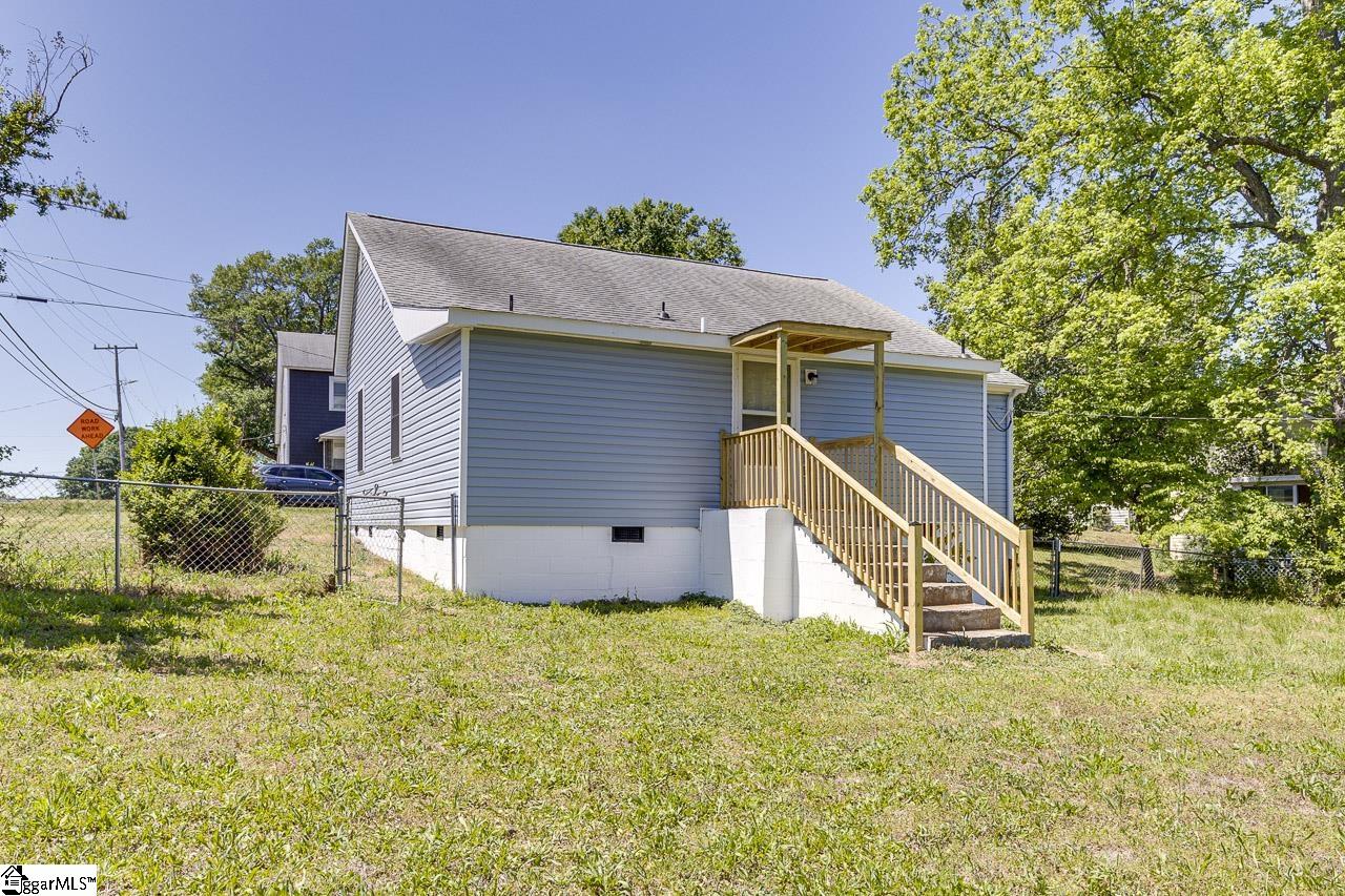 9 North Prince Street Anderson, SC 29624 - Photo 32 of 35