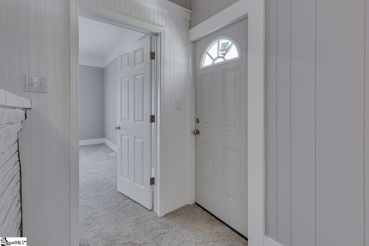 9 North Prince Street Anderson, SC 29624 - Photo 7 of 35