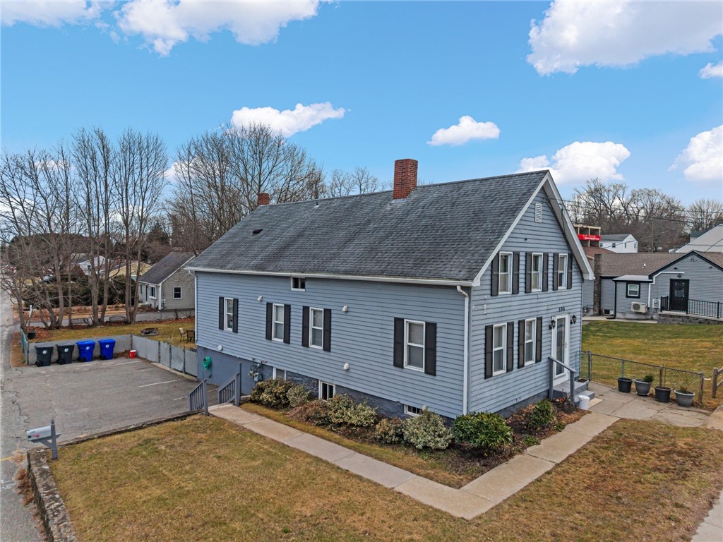 596 Metacom Avenue Warren, RI 02885 - Photo 2 of 12