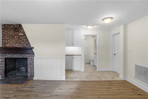 $560,000 | 596 Metacom Avenue, Warren, RI 02885