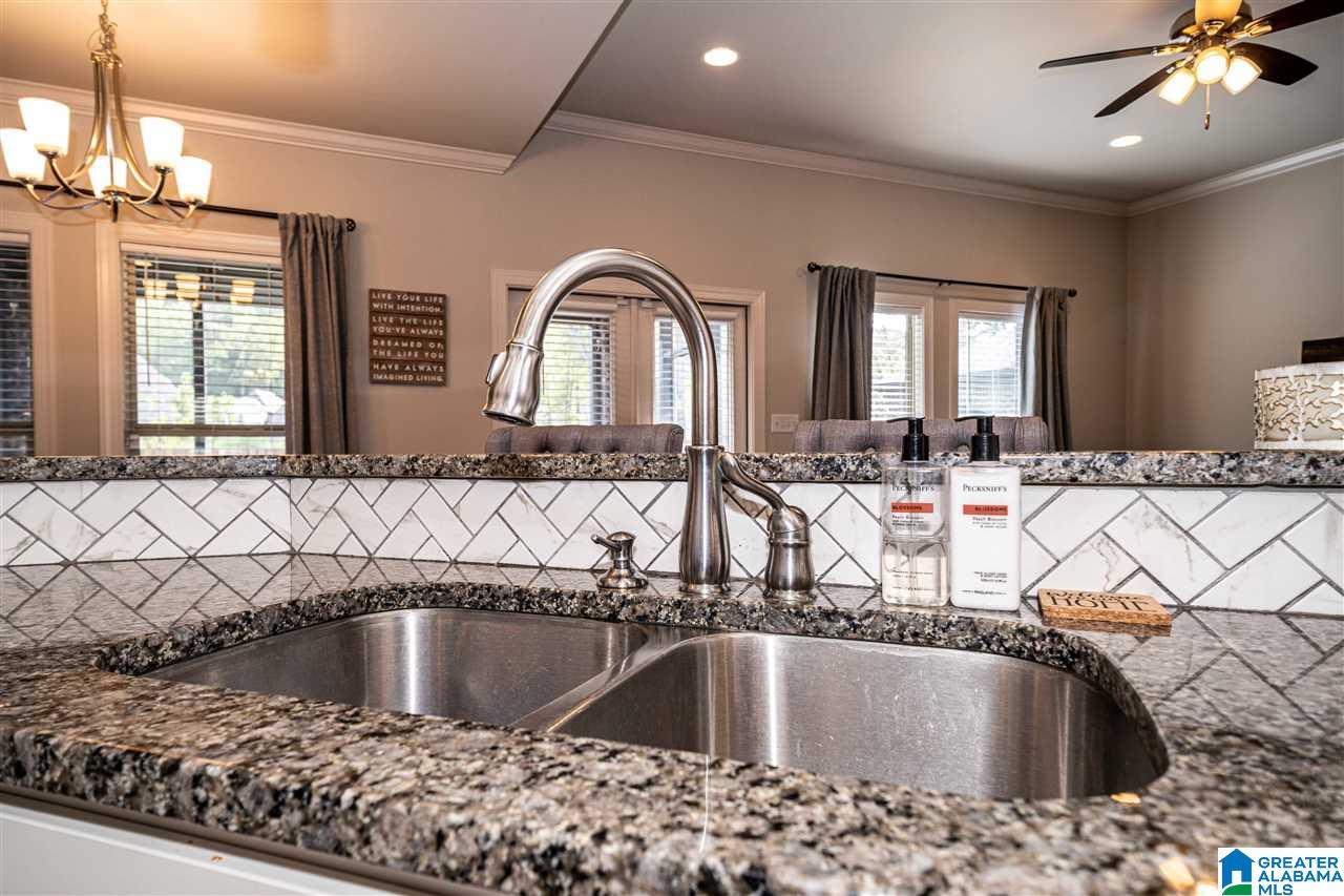 447 Ballantrae Road Pelham, AL 35124 - Photo 17 of 46
