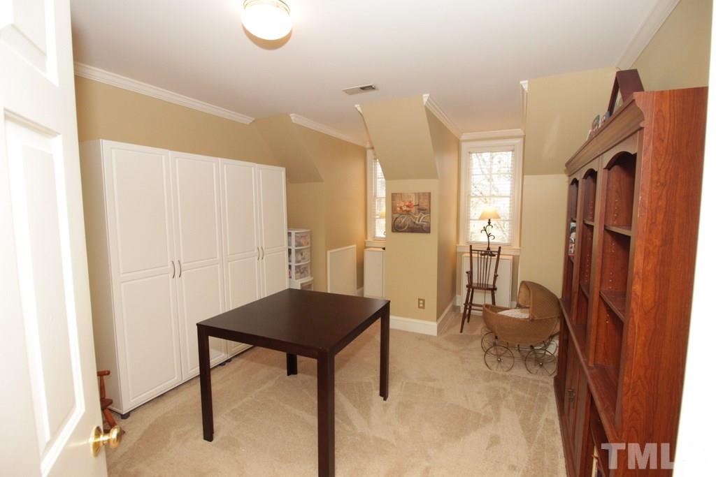 2804 Leeds Place Raleigh, NC 27613 - Photo 14 of 20
