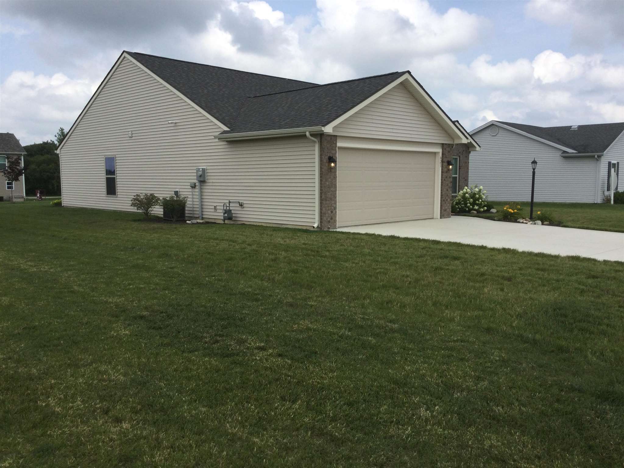 621 Independence Street Butler, IN 46721 - Photo 4 of 36