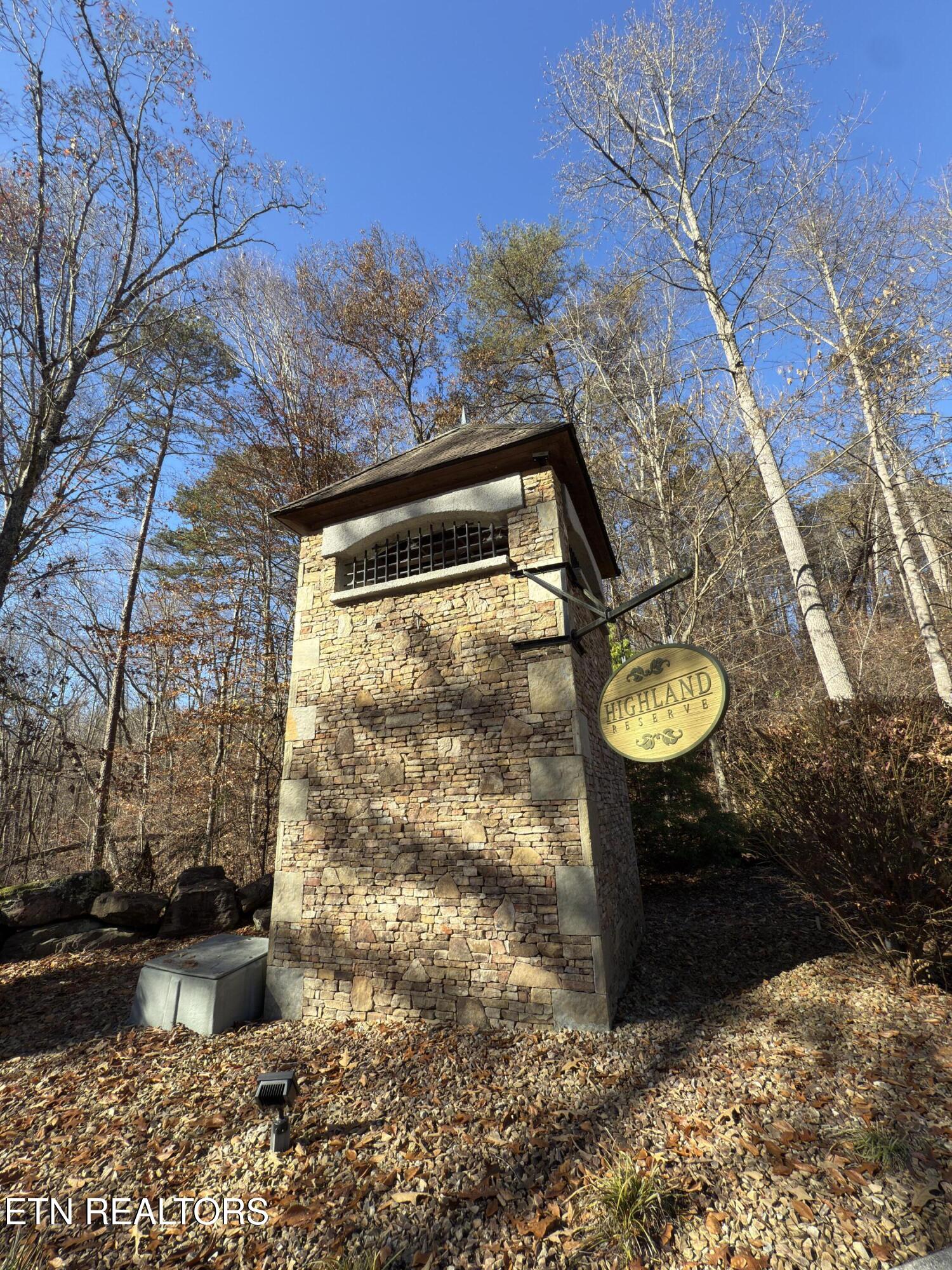 Highland Reserve Tower Entrance