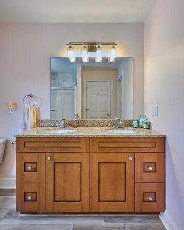 $548,500 | 1 2nd Avenue, Easthampton, MA 01027