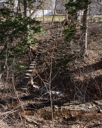 $548,500 | 1 2nd Avenue, Easthampton, MA 01027